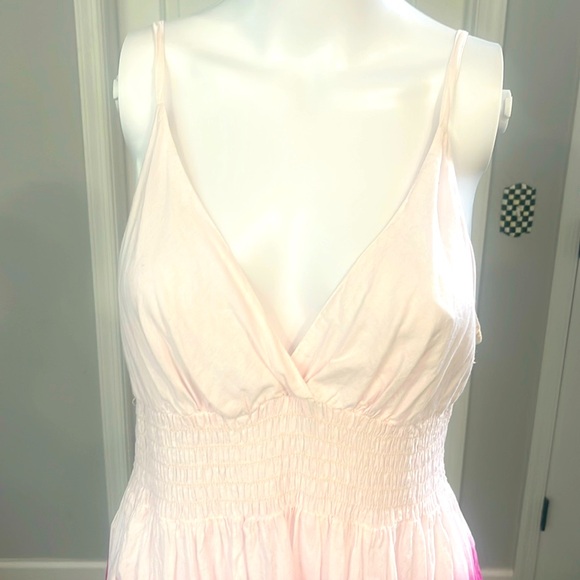 Fuchsia Ombré Spaghetti Strap 💯Cotton Smocked Waist and Back Cynthia Mehra S/M - Picture 4 of 7